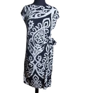 My Bump maternity black white paisley dress side tie stretch size medium
